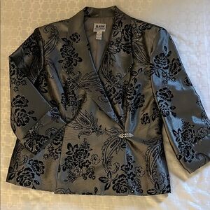 R&M Richards Women's Gray and Black Floral Dressy Blazer